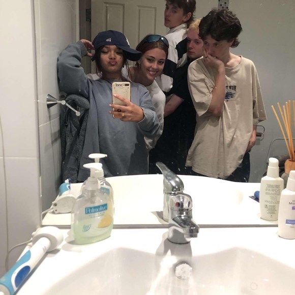 Meet your Posher, Lily - Picture 1 of 1